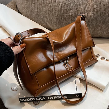2022 Kış Kadın Ana Kesesi tasarımcı çantaları Vintage PU Deri Yüksek Kapasiteli Crossbody Çanta Bayanlar Tote alışveriş çantası Bolso